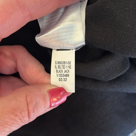 NWT Women’s Old Navy Large Black Jumper - Picture 11 of 11